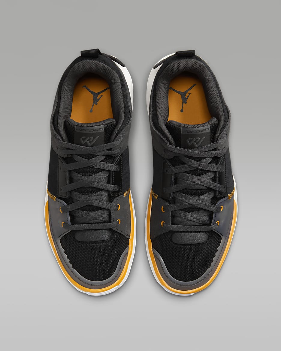 Black and yellow nike basketball shoes sales